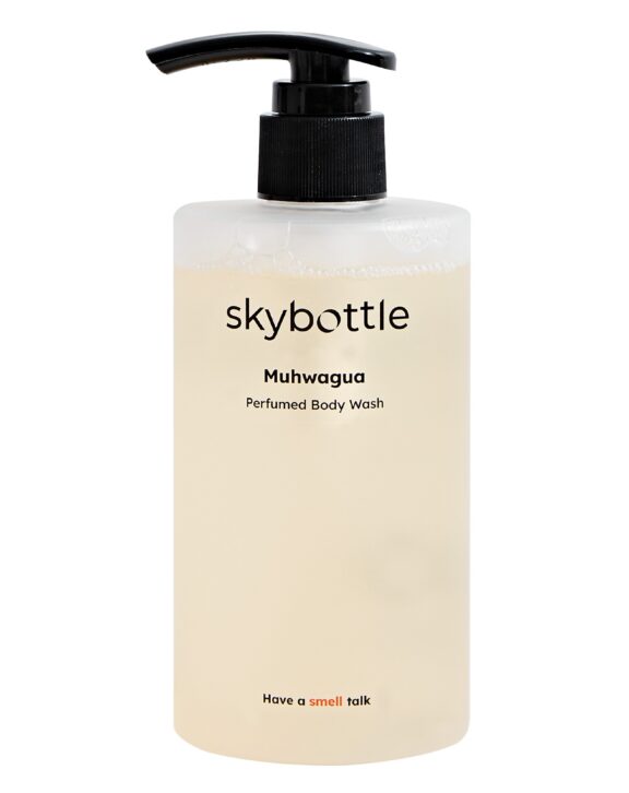 Gel de ducha con aroma a higo que exfolia suavemente, limpia y calma la piel, dejando un acabado fresco, luminoso y agradable en cada uso.
